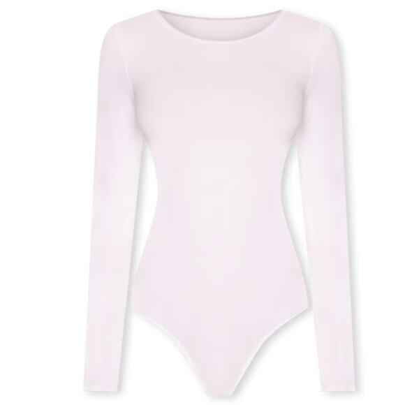 Yummie Longsleeve Thong Bodysuit in White Size Medium/ Large - Picture 5 of 5
